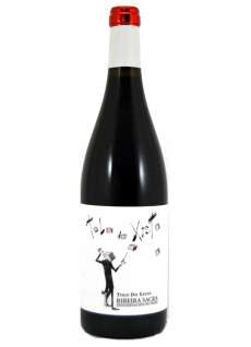 . En boca es fluido y equilibrado, serio, sabroso y con nervio. Mantiene una viveza en su agradable y persistente paso en boca.
Risottos, Carnes rojas asadas, Quesos de oveja, Platos especiados, Ternera en salsa, Carnes rojas con salsa. Tolo Do Xisto