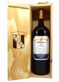 Červené víno Magnum Imperial  en caja de madera